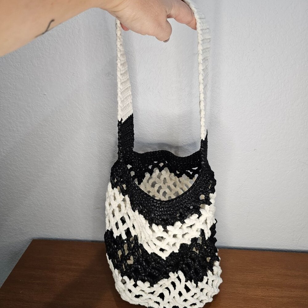 Boho Style Crochetted Black and‎ White Market Shoulder Bag